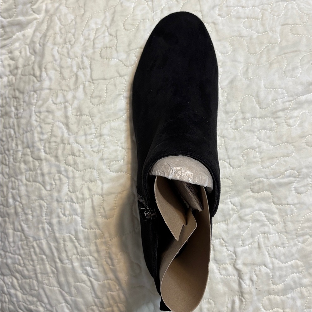 Easy Spirit Black Suede YENA Casual Wedge Ankle Booties with Side Zip - Picture 3 of 4